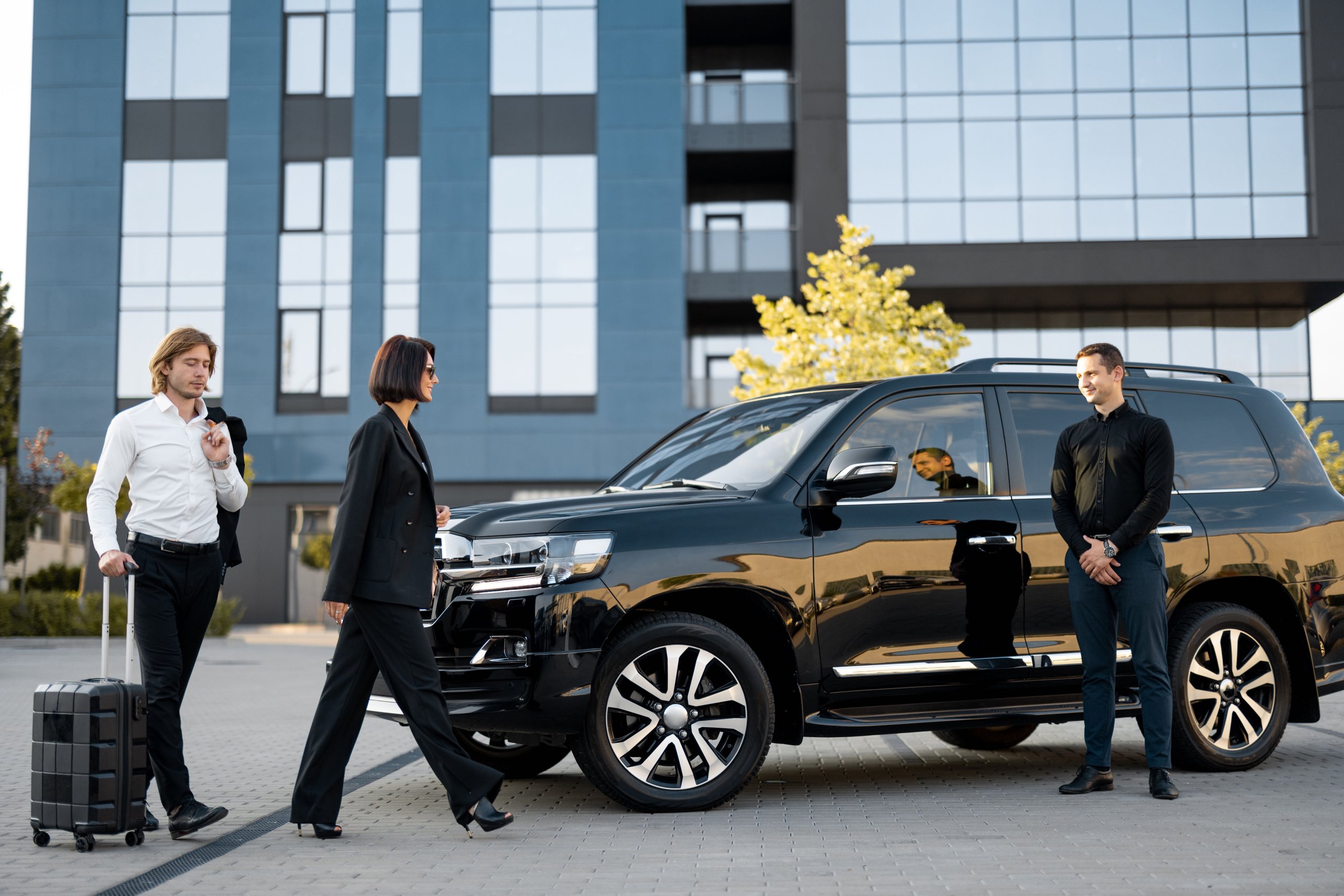 Dubai Chauffeur Car Hire for Corporate Clients