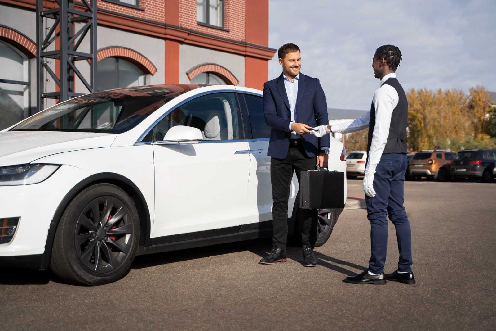 Choosing Your Preferred Car Model with Chauffeur Services in Dubai