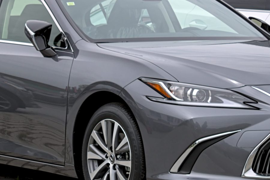 Lexus ES 300 Chauffeur Service | Executive Sedan Hire by RCT