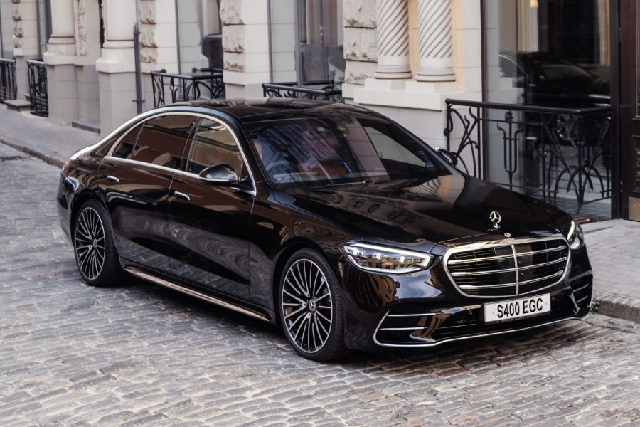 Mercedes S-Class Chauffeur Service | Luxury Car with Driver by RCT