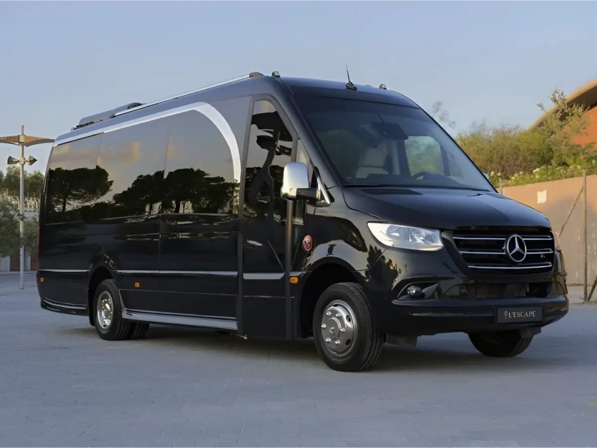 Luxary Van Rental Dubai: A Smart Choice for Comfortable Group Travel