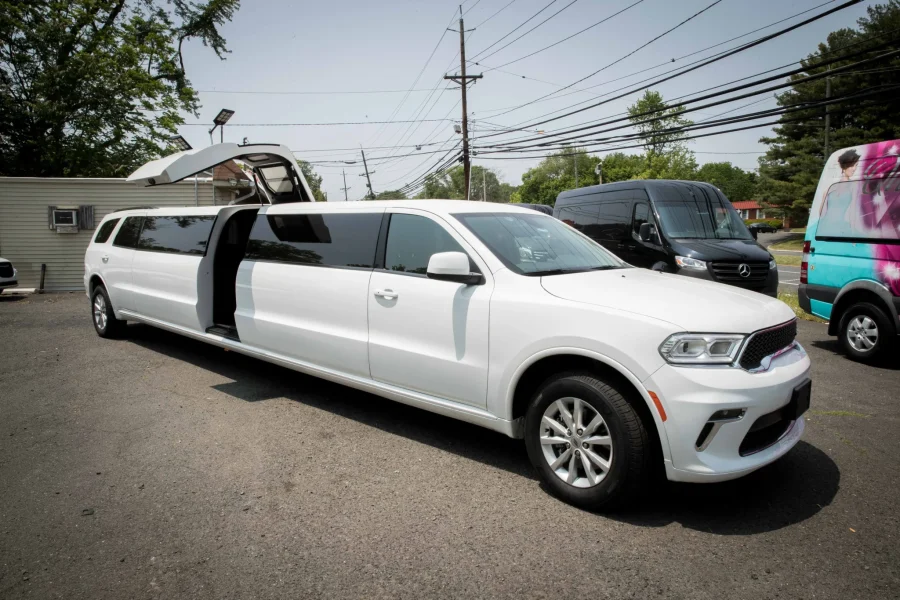 Dodge Stretch Limo Chauffeur Service Dubai | Premium Limousine Travel with Driver