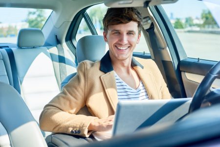 Chauffeur Service UAE: The Complete Guide to Choosing the Right Luxury Ride